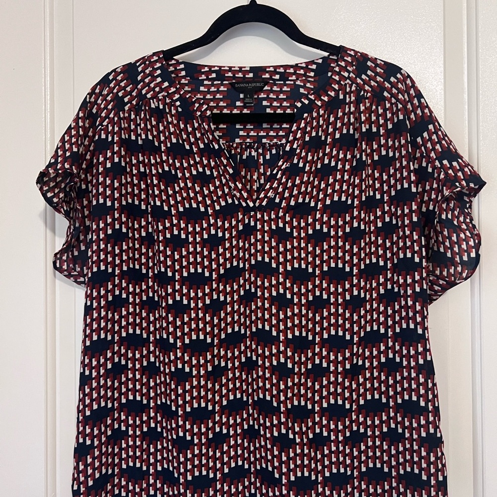 Banana Republic Navy and Red Patterned Blouse